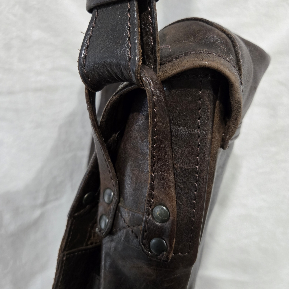 Aunts And Uncles Leather Crossbody Bag Very Good Condition - Picture 6 of 9